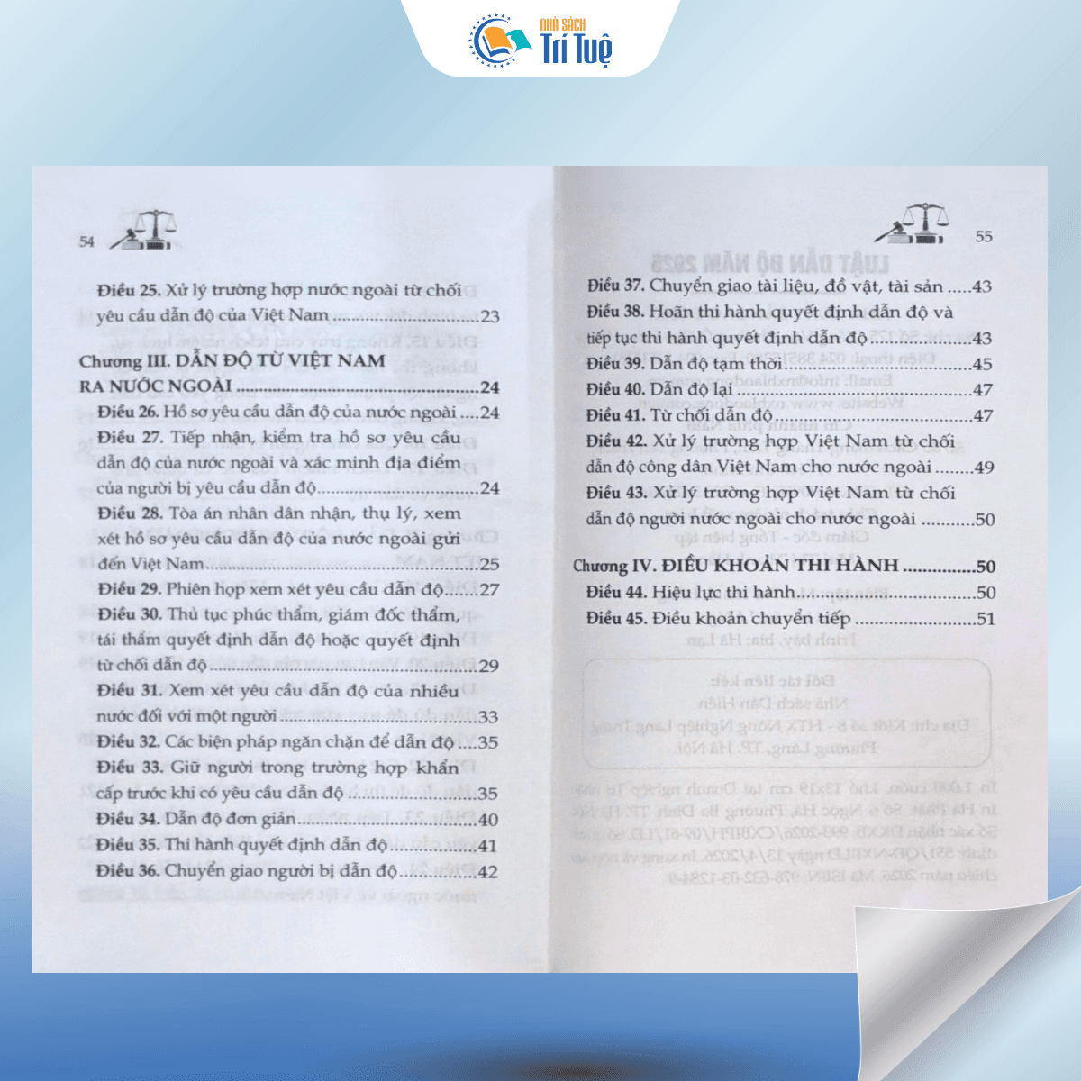 Sách: Luật Dẫn Độ Năm 2025
