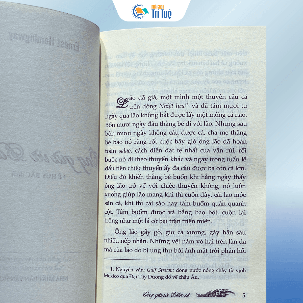 Sách: Tiểu Thuyết Ông Già Và Biển Cả - Ernest Hemingway (Lê Huy Bắc dịch)
