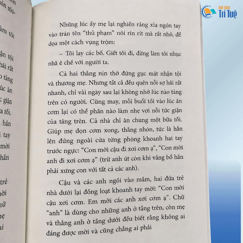 Sách: Sống Ở Đáy Sông