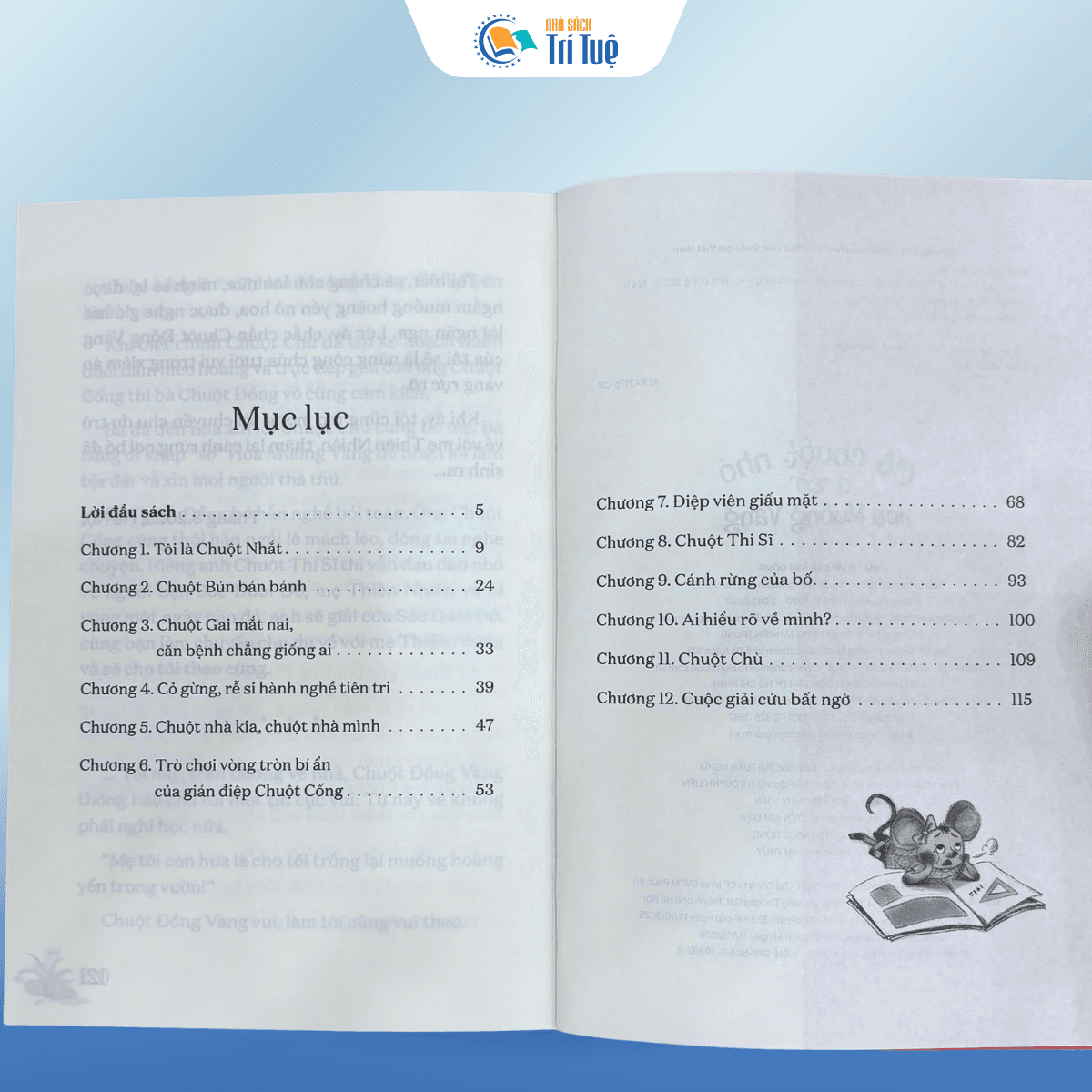 Cô Chuột Nhỏ Ở "Só" Hoa Muồng Vàng