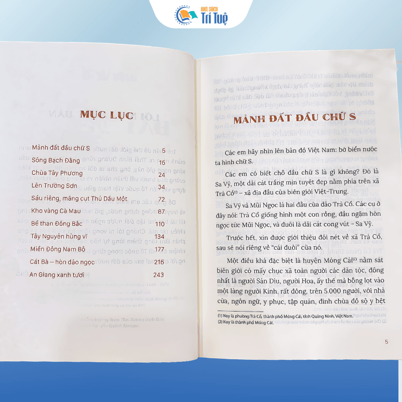 Sách: Đất Nước Ngàn Năm - Tập 1