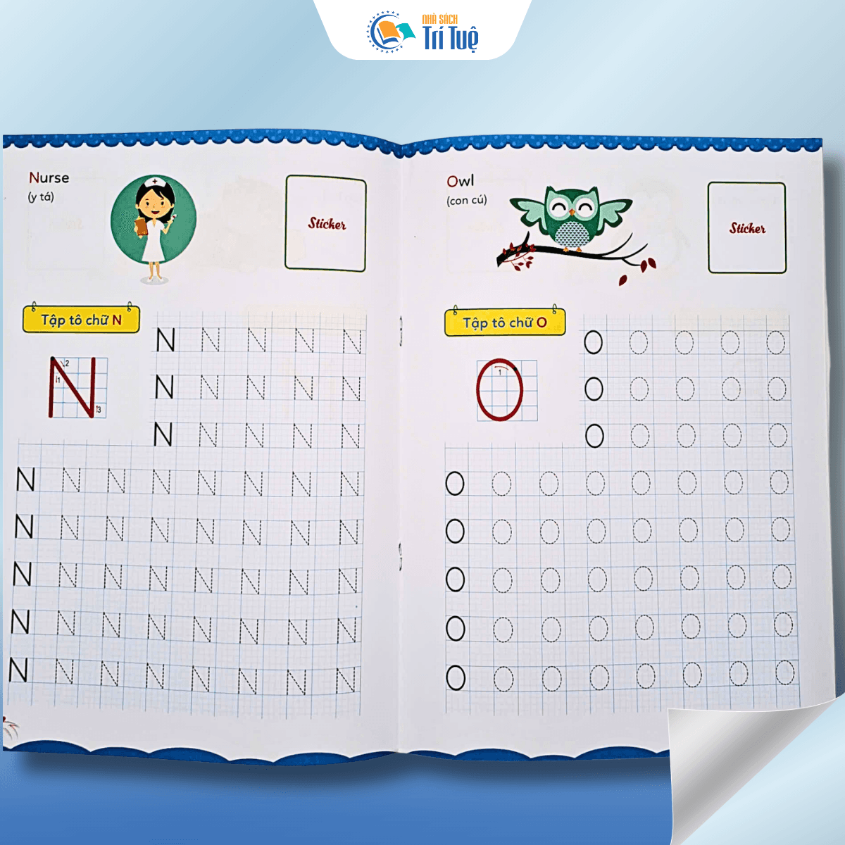 Cùng Khủng Long Tập Viết Chữ Cơ Bản - Quyển 4 - Bé Trai