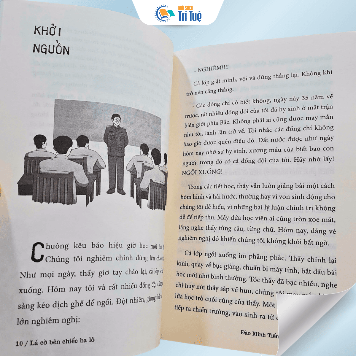Lá Cờ Bên Chiếc Ba Lô