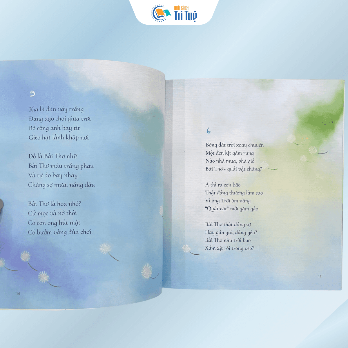 Chuyện Mây Nhỏ Đi Tìm Bài Thơ