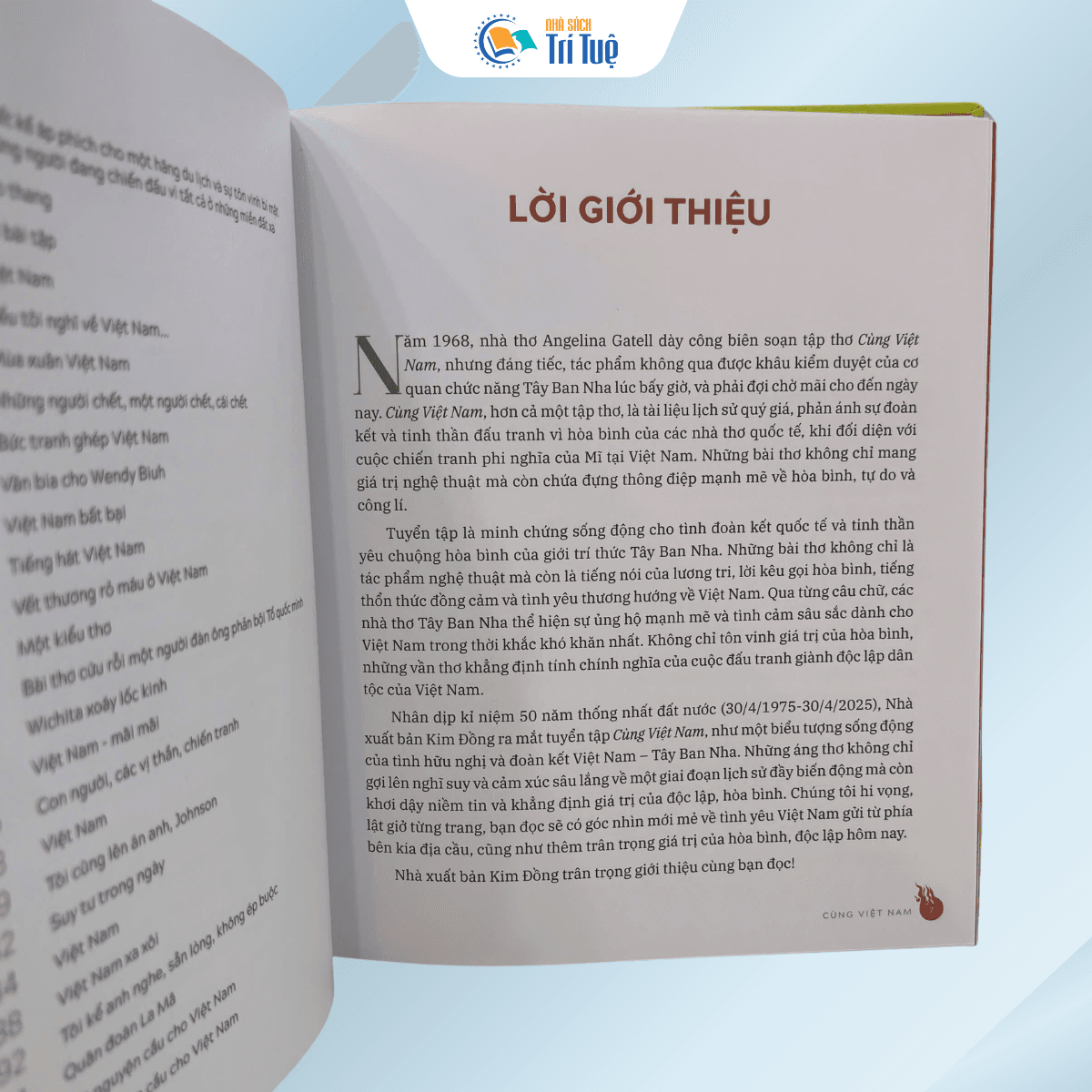 Cùng Việt Nam - Bìa Cứng