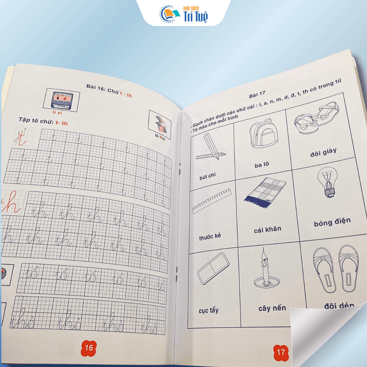 Bé Tập Tô Chữ Cái
