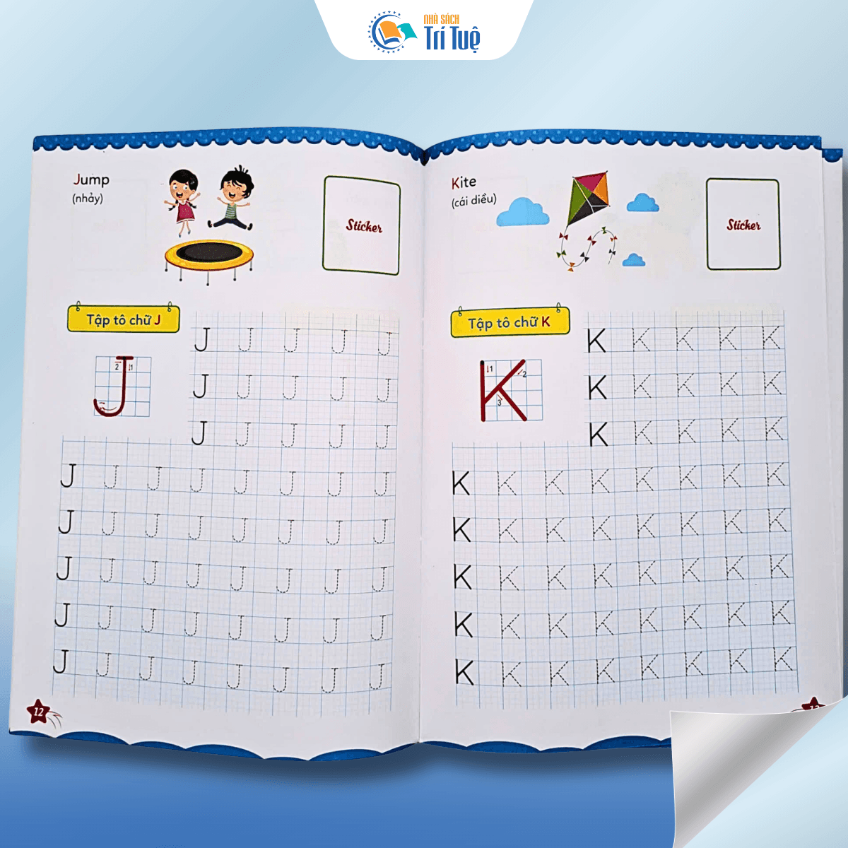Cùng Khủng Long Tập Viết Chữ Cơ Bản - Quyển 4 - Bé Trai